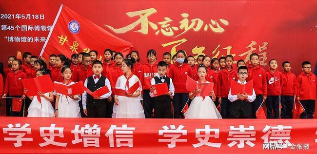 男生在开车，我说 啊 要不你先开车吧我们先挂电话了，他为什么直接给我来一句：没事的我都快到了不用挂？